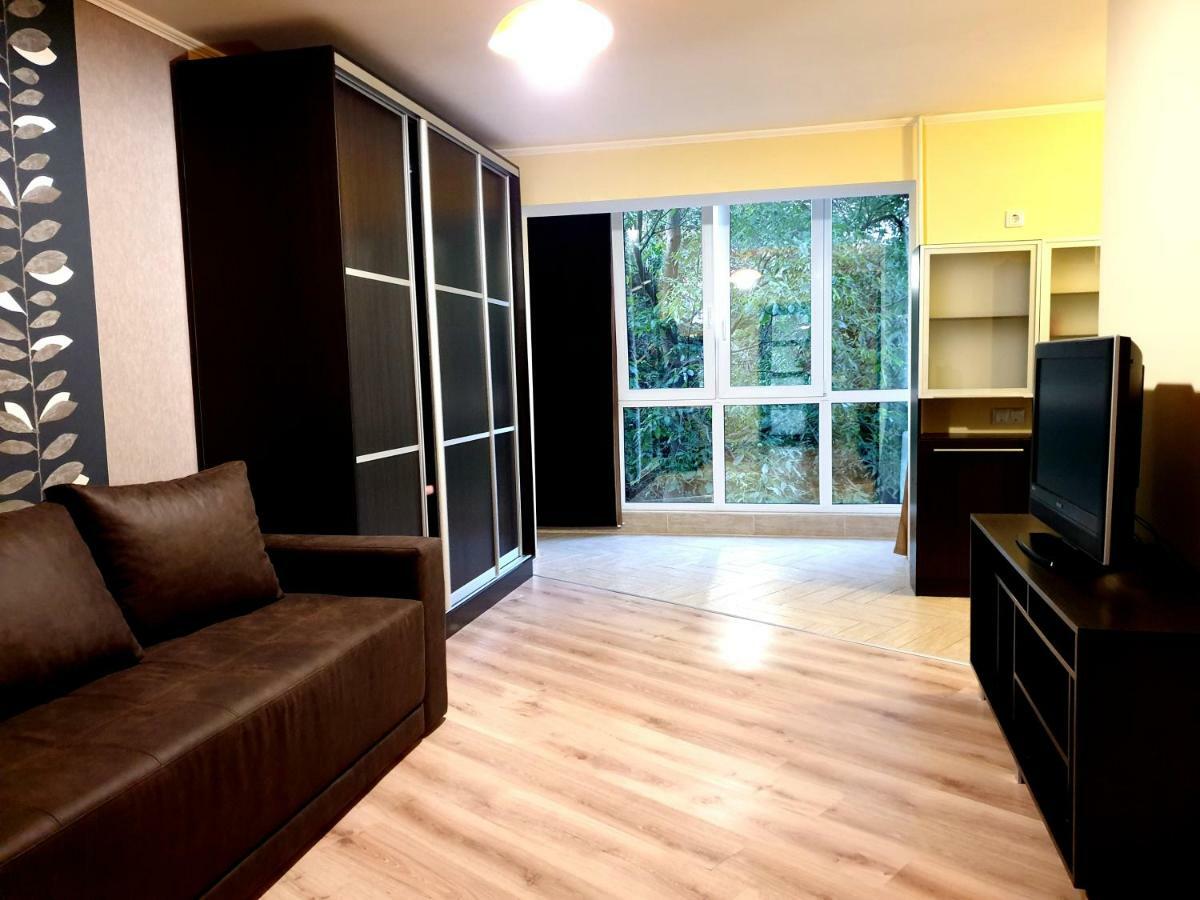 90-Avenue Apartments Černovice Exteriér fotografie